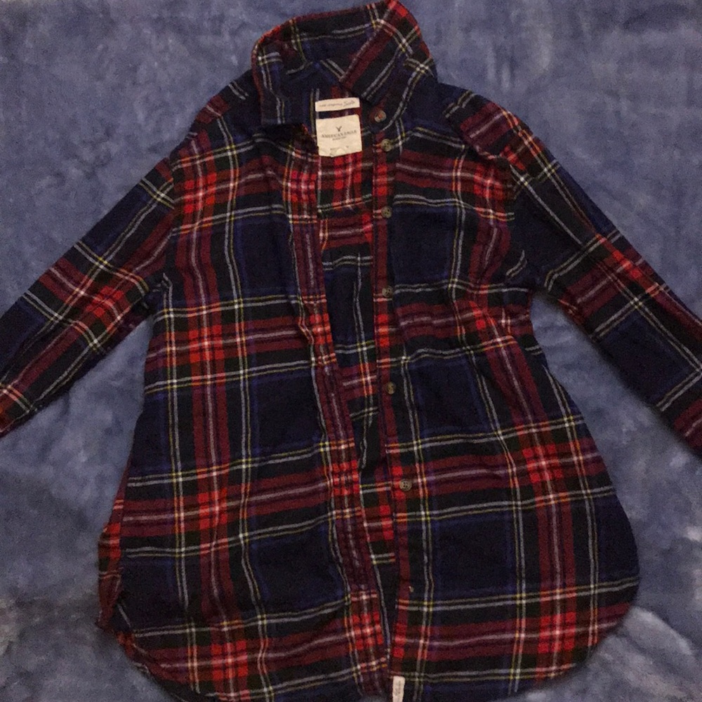 American Eagle Plaid button up shirt